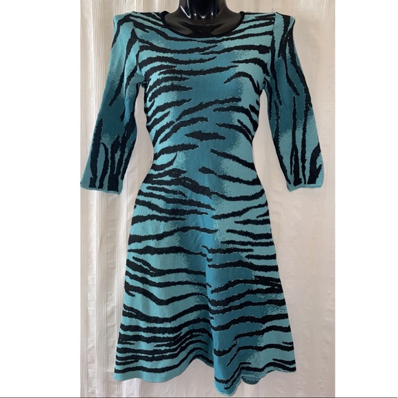 NEW Macy’s Blue MIDI Dress, Size small - Picture 2 of 4
